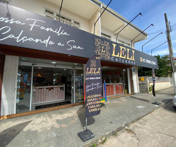 Leli Calçados, Moda Feminina e Masculina em Barra Velha.